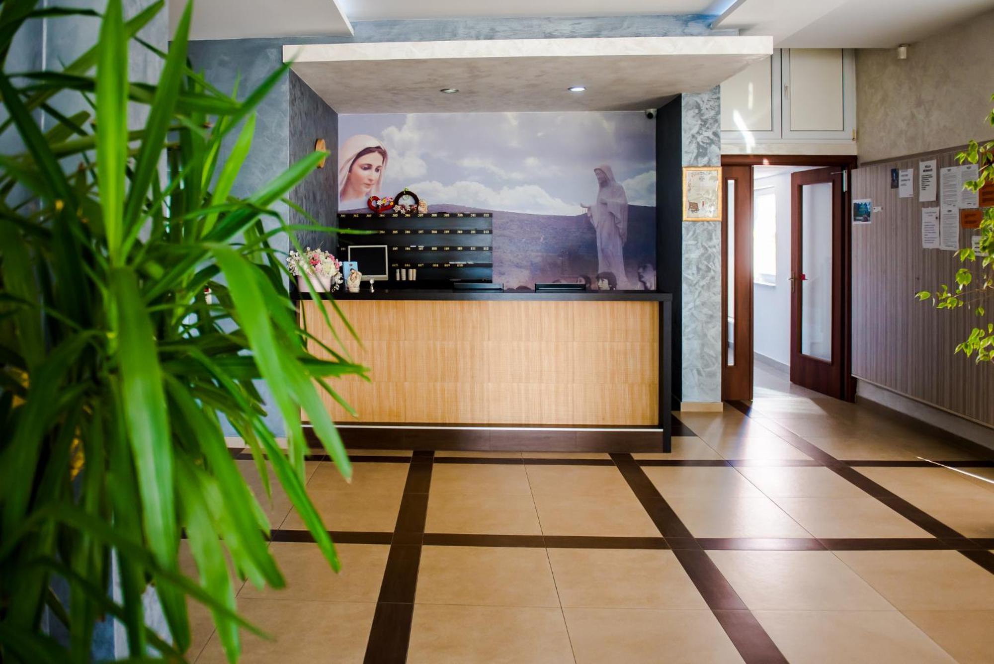 Hotel Villa Monako Međugorje Dış mekan fotoğraf
